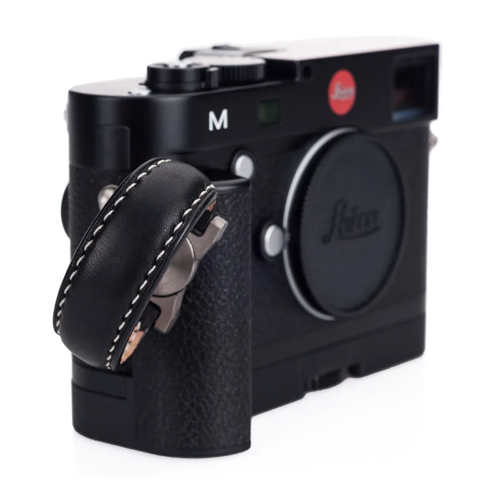 Arte di Mano Half Case for Leica M/M-P (Typ 240) for Multifunction Handgrip with Fingerloop Cutout - Minerva Black with White Stitching