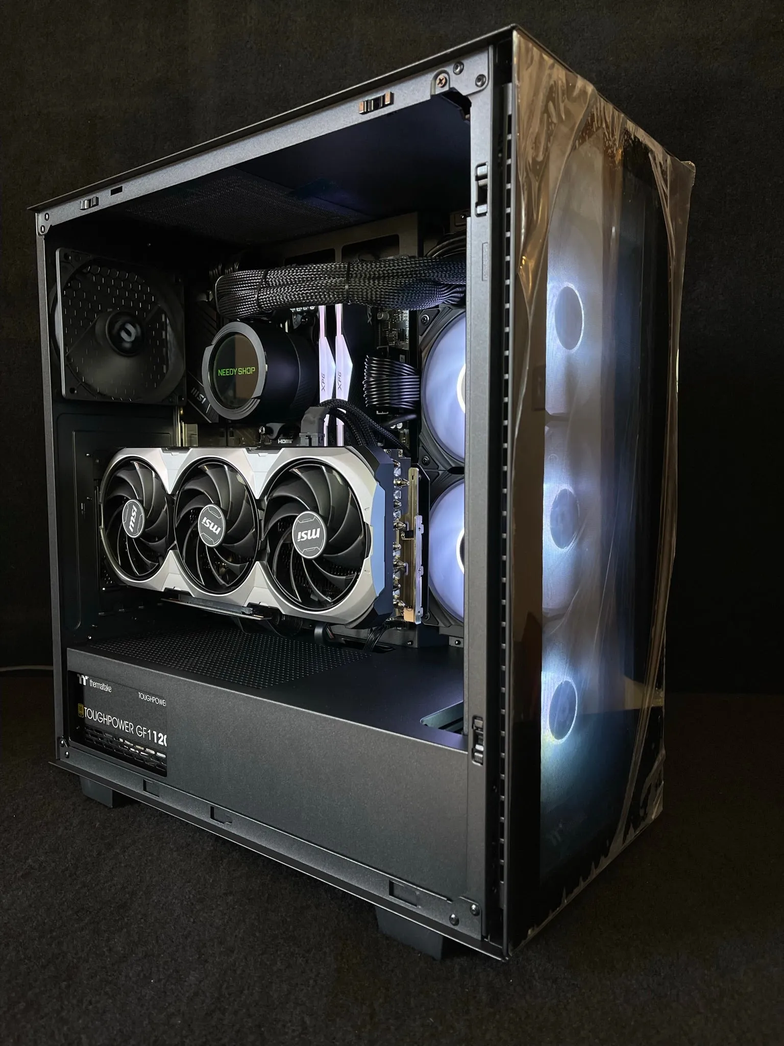 Custom Gaming PC/ i7-13700KF/ 32GB DDR5/ 1TB NVMe/ RTX 4080 Super