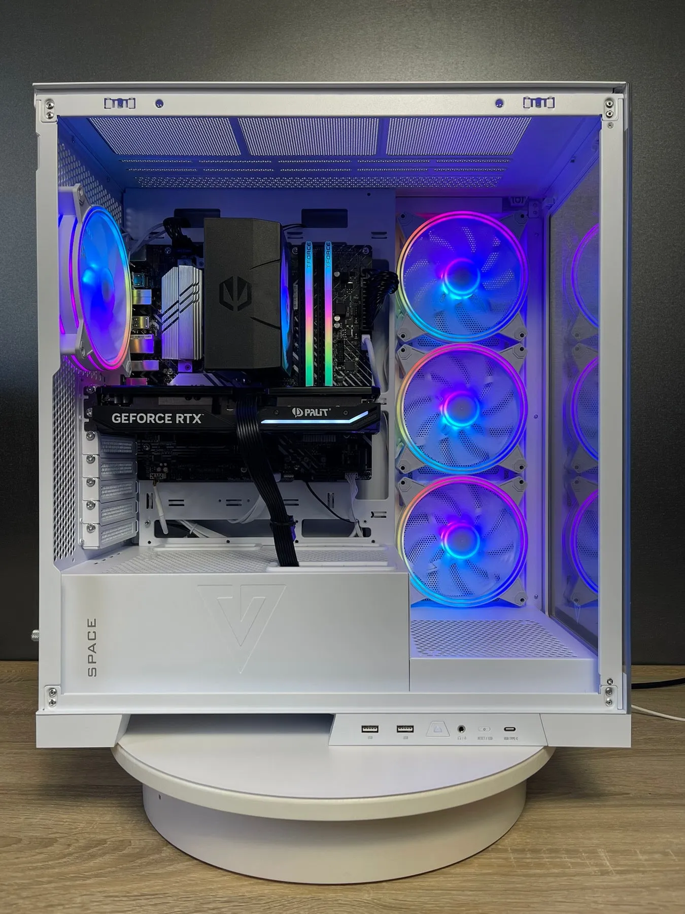 Custom Gaming PC/ Project Zero/ Ryzen 9 7900X/ 32GB/ 1TB NVMe/ RTX 4080 SUPER