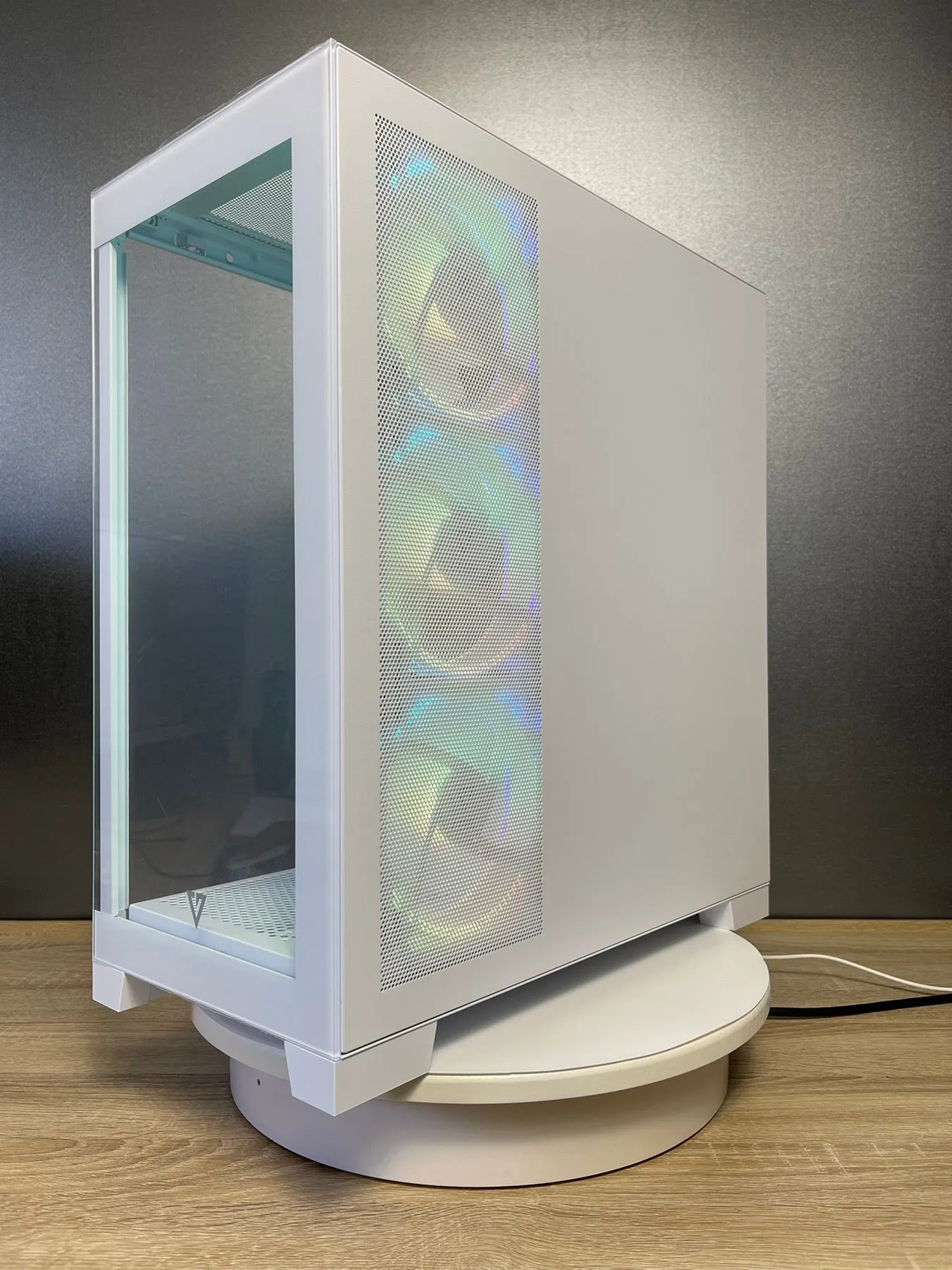 Custom Gaming PC/ Project Zero/ Ryzen 9 7900X/ 32GB/ 1TB NVMe/ RTX 4080 SUPER