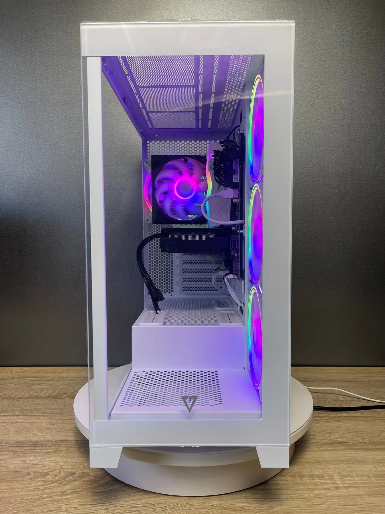 Custom Gaming PC/ Project Zero/ Ryzen 9 7900X/ 32GB/ 1TB NVMe/ RTX 4080 SUPER
