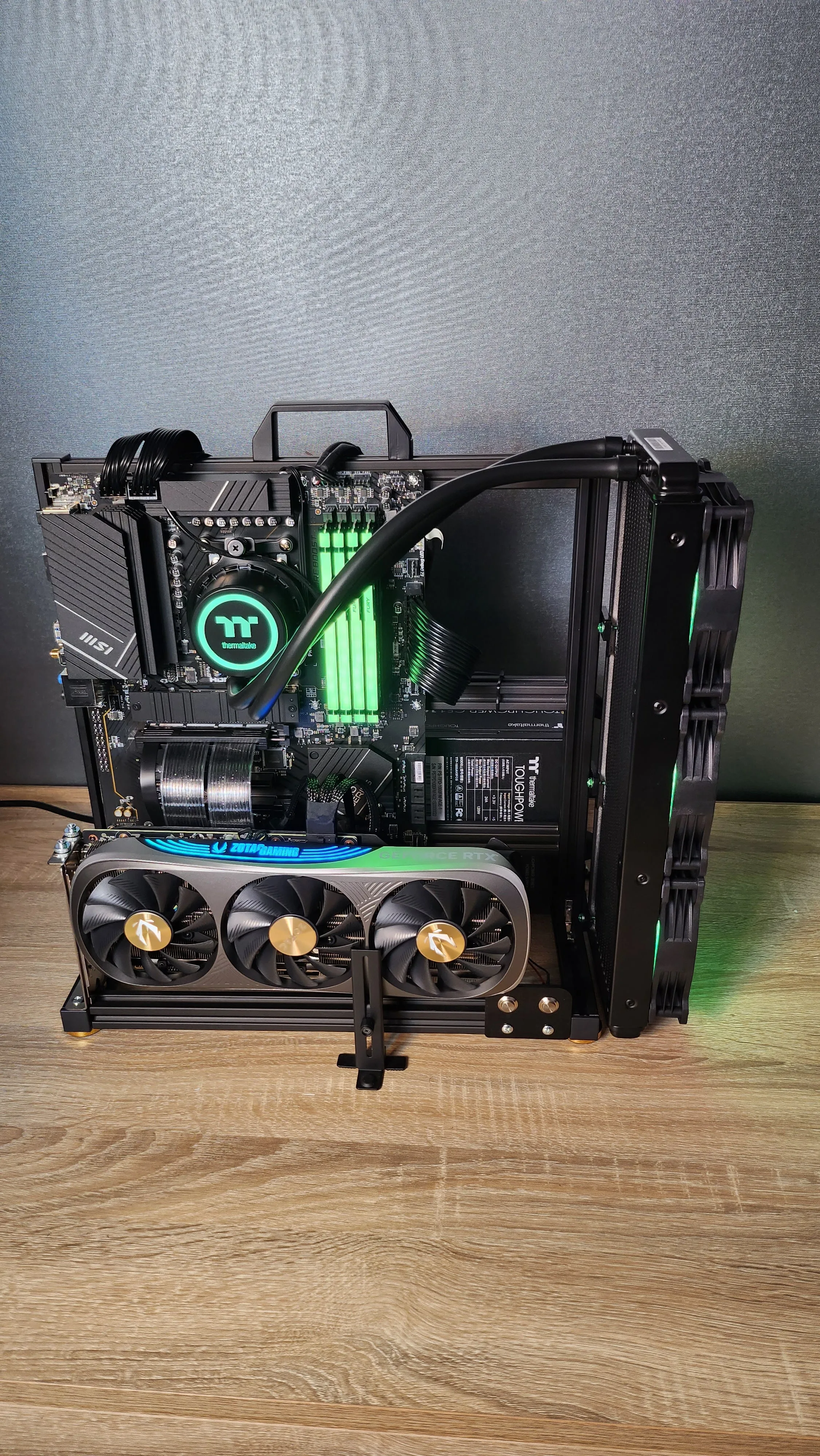 Custom Gaming PC/ The Open Case/ Ryzen 7 7700X/ 32GB/ 1TB NVMe/ RTX 4070 Ti Super