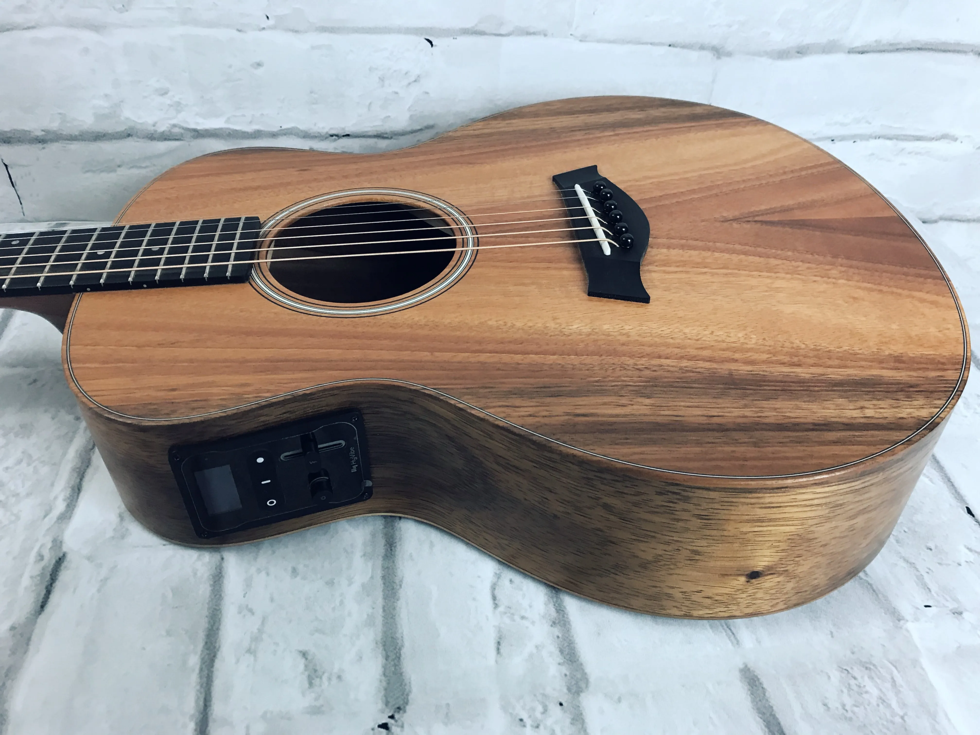 HyVibe A Guitar With Us! Authorized Installation Package