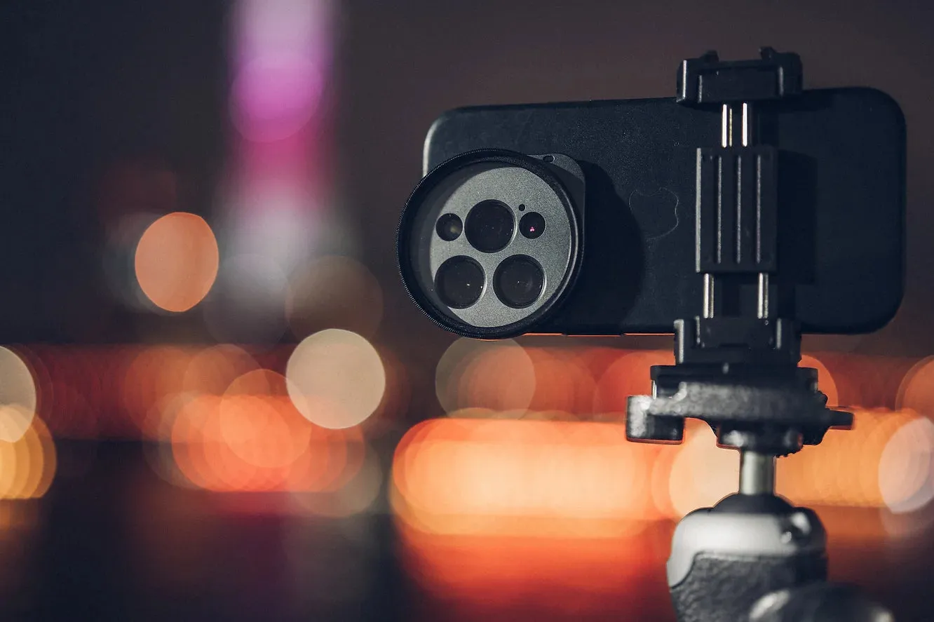 STC iMagFilter magnetic iPhone filter adapter
